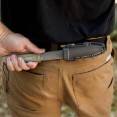 SwissTech Stählern fulltange kniv – AUS-8 Titanbelagt Stål